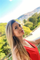 Fille de valencia alina aux cheveux Chatain clairs, age 42 photo-23