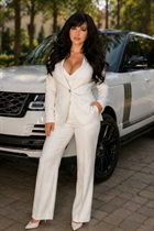 Pretty ukrainian girl olga from poltava with Dark Brown hair age 43 photo-37