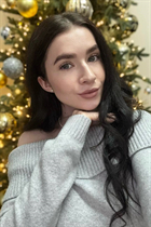 Mariée ukrainienne oksana de lviv avec Noirs cheveux, âge 26 photo-12