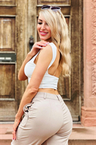 Dating a german girl oksana from marburg with Blonde hair 47 years old photo-3