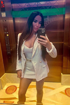 Wife from Ukraine lyudmila from kiev with Black hair age 43 photo-2