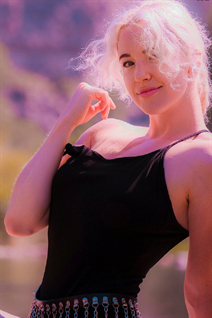 Chica de texas kateryna con pelo Rubio y edad 30