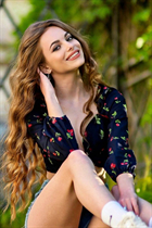 Hermosa mujer ucraniana soltera bogdana de ivano-frankovsk con pelo Marrón claro y edad 22 photo-8