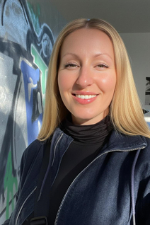 Beautiful czech woman oksana from prague with Blonde hair 41 years old