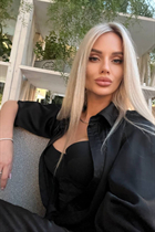 Perfect woman julianna from kiev with Blonde hair age 33 photo-2