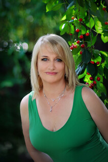 Beautiful russian bride irina from kharkov with Blonde hair age 58