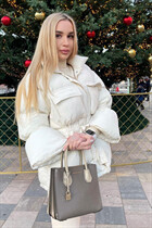 Beautiful woman of Ukraine oksana from kharkov with Blonde hair age 32 photo-1