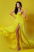 Beautiful Ukrainian girl yuliia from lviv with Black hair age 42 photo-11