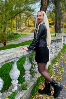 Novia ucraniana soltera svetlana de dnepr con pelo Rubio y edad 43