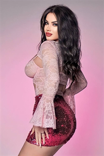 Bride from warsaw polina with Dark Brown hair age 20
