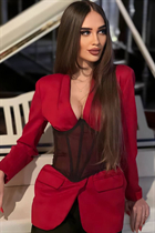 Chica ucraniana soltera vladlena de zaporozhye con pelo Marrón oscuro y edad 23 photo-3