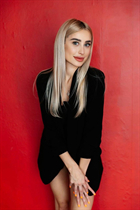 Fille célibataire ukrainienne yevheniia de rome avec Chatain clairs cheveux, âge 28 photo-8