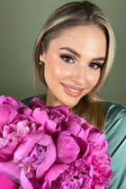 Beautiful woman of Ukraine dariia from odessa with Light Brown hair age 31