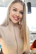 Beautiful woman of ukrainian inga from dnepr with Blonde hair age 31 photo-6