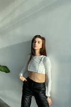 Hermosa mujer ucraniana soltera ekaterina de kiev con pelo Negro y edad 22 photo-1