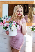 Dating a ukrainian woman angelica from dnepr with Blonde hair age 32 photo-6