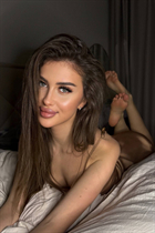 Beautiful woman of ukrainian daryna from kyiv with Dark Brown hair age 22 photo-33