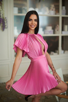 Mariée ukrainienne karina de kiev avec Noirs cheveux, âge 32 photo-1