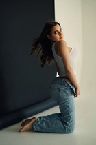 Belle femme ukrainienne elizaveta de kiev avec Chatain clairs cheveux, âge 24 photo-6