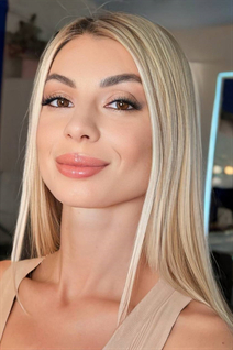 Bride from miami irina with Blonde hair age 39