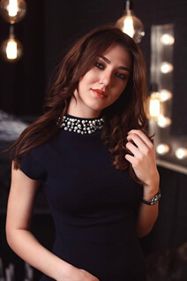 Order a woman online anna from vinnitsa with Black hair age 19