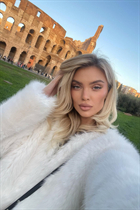 Marrying a moldovan woman masha from kishinev with Blonde hair age 31 photo-3