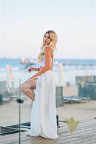 Stunning Ukrainian woman mariia from lviv with Blonde hair age 20 photo-9