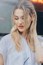 Novia de madrid natalia con pelo Rubio y edad 39 photo-21