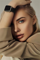 Slavic women marina from kyiv with Blonde hair age 28 photo-10