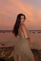 Ukrainian lady julia from kiev with Dark Brown hair age 34 photo-1