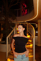 Belle femme allemande alina de passau avec Noirs cheveux 22 ans photo-13