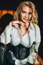 Date ukrainienne darina de cherkassy avec Blond cheveux, âge 22 photo-4