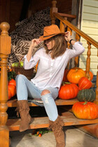 Ukrainian pretty girl nataly from kiev with Dark Brown hair age 54 photo-7