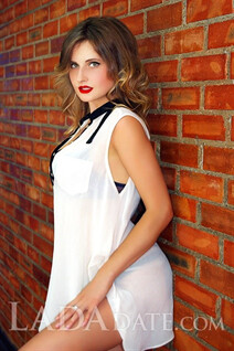 Sexy Ukraine woman anastasia from kropivnitskiy with Light Brown hair age 29