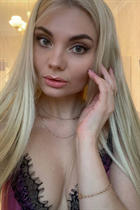 Ukrainian bride anna from kiev with Blonde hair age 34 photo-6