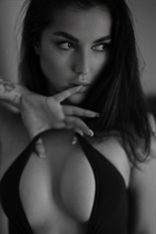 Novia ucraniana maryna de kyiv con pelo Marrón oscuro y edad 32 photo-10