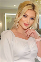 Date Femmes ukrainiennes viktoriia de kiev avec Blond cheveux, âge 30