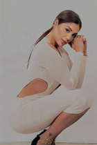 Sortir avec une femme vénézuélienne geraldine de rio de janeiro avec Chatain clairs cheveux 40 ans photo-22