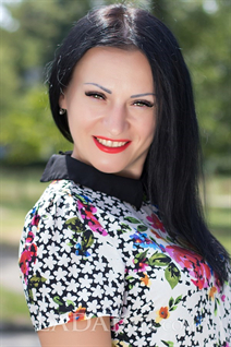 International beautiful girl inna from nikolaev with Black hair age 32