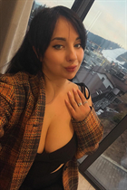 Dating a ukrainian woman galina from chernivtsi with Black hair age 28 photo-10