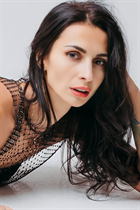 Femme tchèque olga de prague avec Noirs cheveux 40 ans photo-1