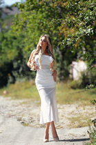 Dating a ukrainian woman bohdana from kharkov with Blonde hair age 22 photo-35