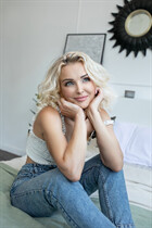 Fille allemande irina de kyiv avec Blond cheveux 48 ans photo-9
