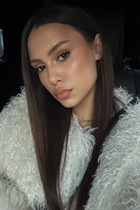 Ukrainian woman for marriage nataliia from kremenchug with Dark Brown hair age 19 photo-7