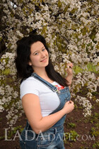 Stunning Ukrainian woman yana from pisochyn with Dark Brown hair age 32 photo-1