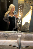 Ukrainian wife from sumy olesya with Blonde hair age 27 photo-3