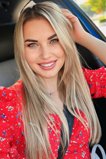 Beautiful german woman marina from hamburg with Blonde hair 32 years old