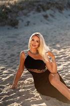 Bride from olbia natalya with Blonde hair age 47 photo-8