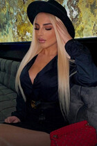 Novia de chicago giulia con pelo Rubio y edad 24 photo-8