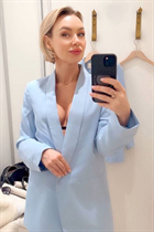 Perfect woman svetlana from amsterdam with Blonde hair age 47 photo-1